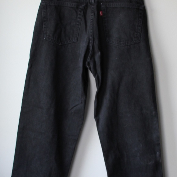 Vintage Black Levi's 550; Mens; 31x32; Relaxed Tapered Leg; Made in Canada - Picture 5 of 6